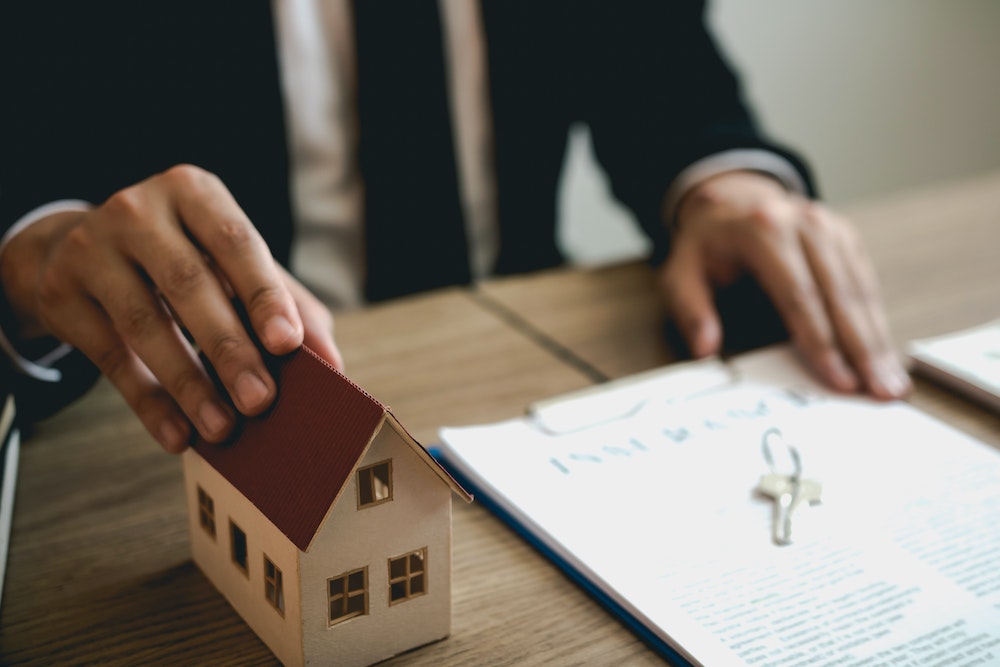 Choisir son agence immobilière : comment s'y retrouver parmi les nombreuses offres