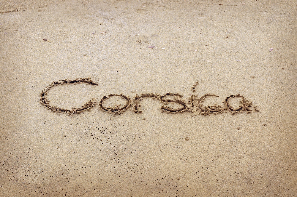Investir dans l'immobilier en Corse : opportunités et conseils pour réussir