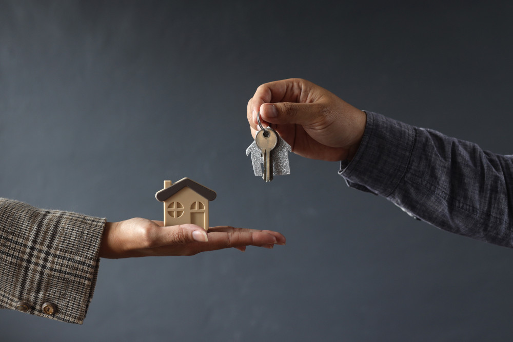 Agent immobilier et estimation trop basse : un frein à la vente ?