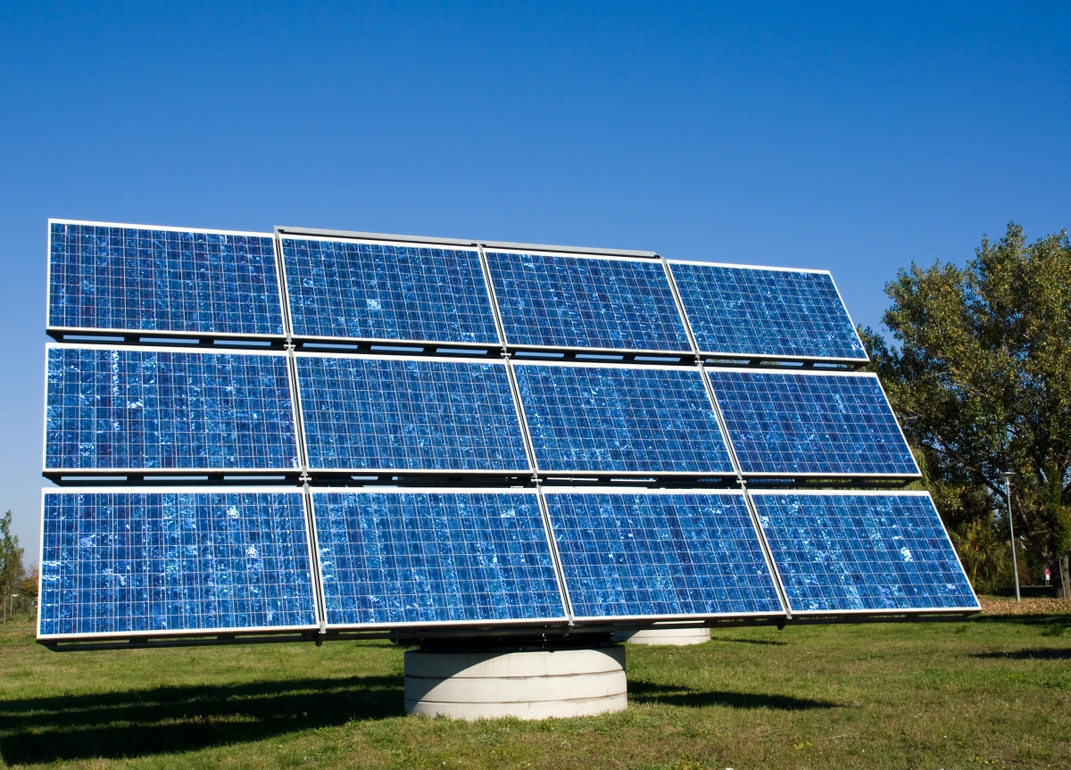 Panneau solaire copropriété : une solution innovante et écologique pour les immeubles